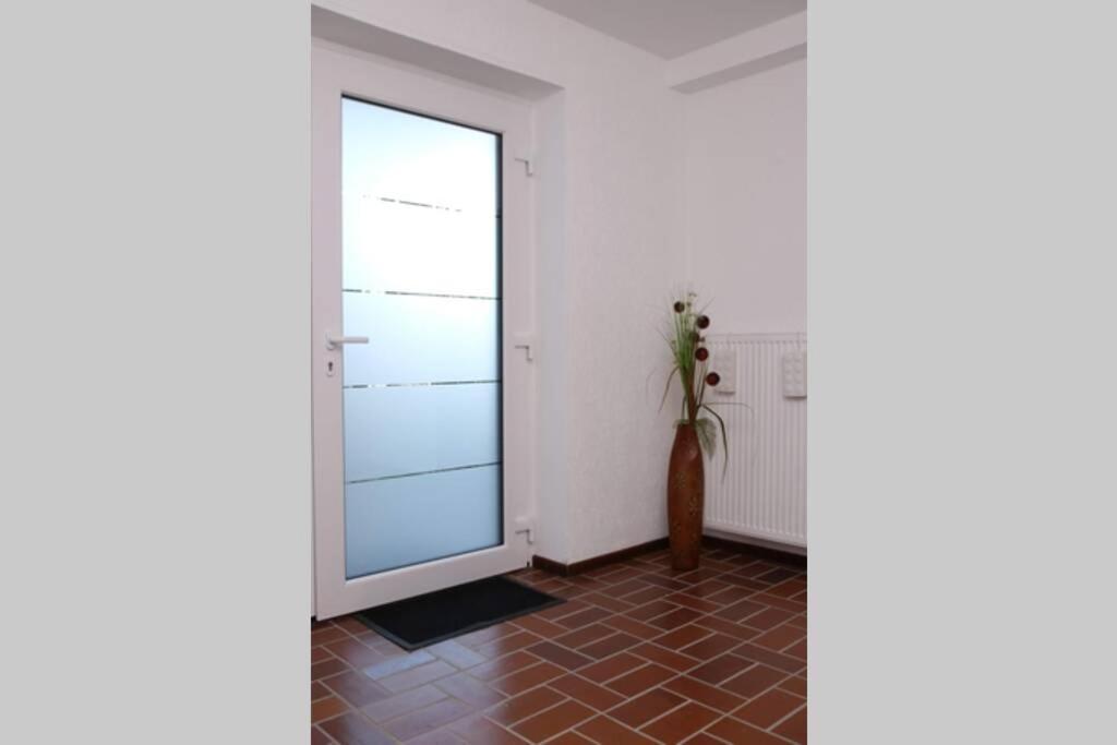 Moderne Ferienwohnung Mit Privatem Eingang - Rosa Kalletal Εξωτερικό φωτογραφία